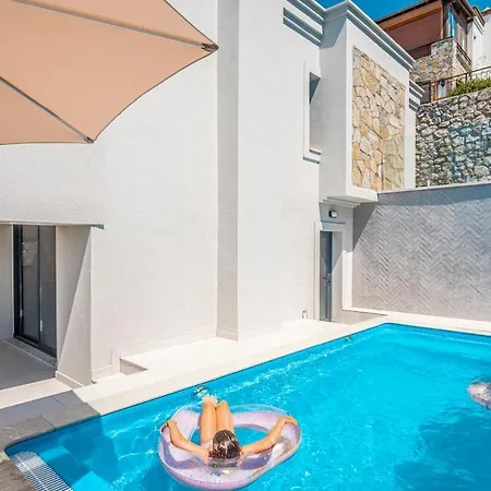 18 By Cimentepe Deluxe - With Heated Pool In Yalikavak بودروم