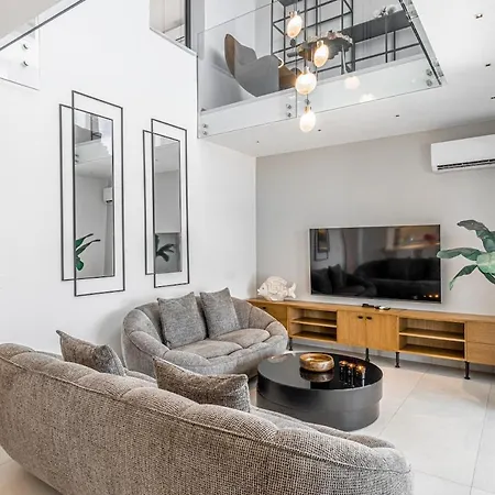 18 By Cimentepe Deluxe - With Heated Pool In Yalikavak فيلة *