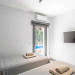 Villa 18 By Cimentepe Deluxe - With Heated Pool In Yalikavak *
