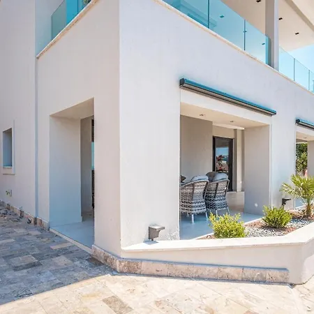 18 By Cimentepe Deluxe - With Heated Pool In Yalikavak 别墅 *