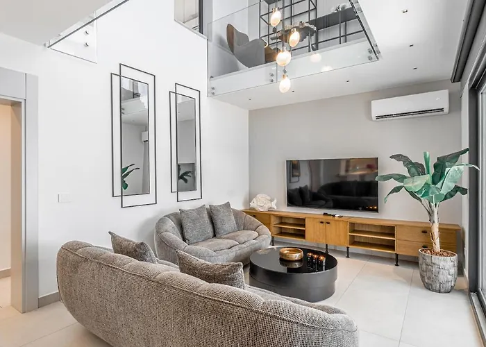 18 By Cimentepe Deluxe - With Heated Pool In Yalikavak 别墅 *